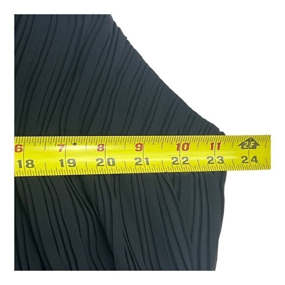 Jennifer Lopez Top Womens 1X Black Tassel Wrap-Around Tie Sleeveless Pleated NWT - Picture 8 of 11